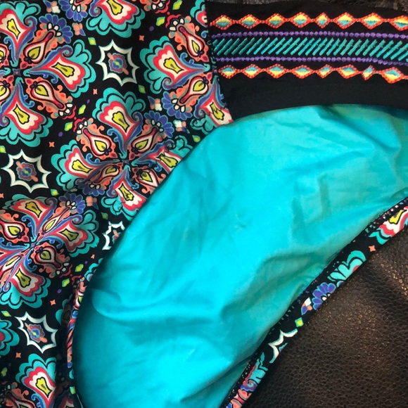 Nannette Lepore women’s bikini S top, M bottoms - Picture 4 of 6